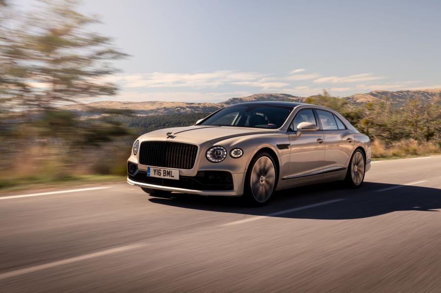  Bentley Flying Spur Blackline 2019 года  (WW) (фото 10 из 40)